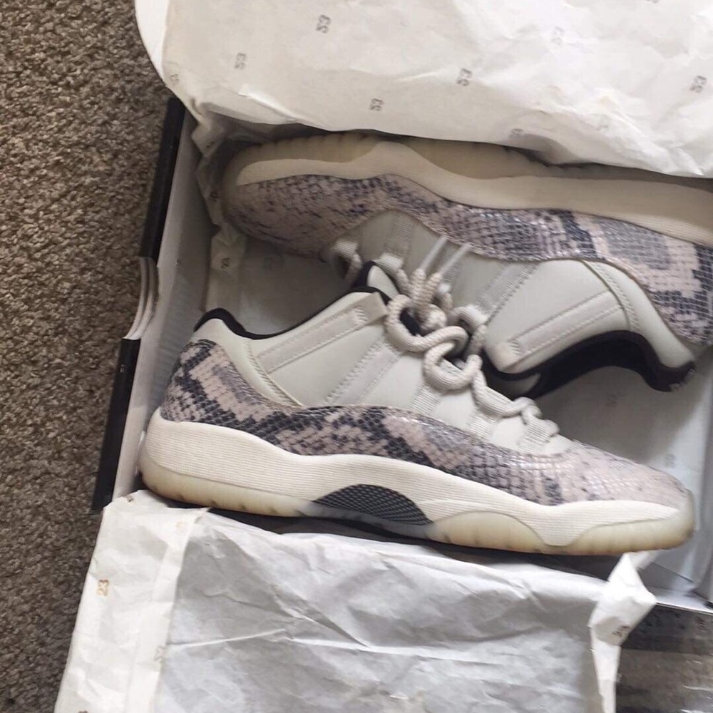 Jordan 11a - Picture 3 of 4
